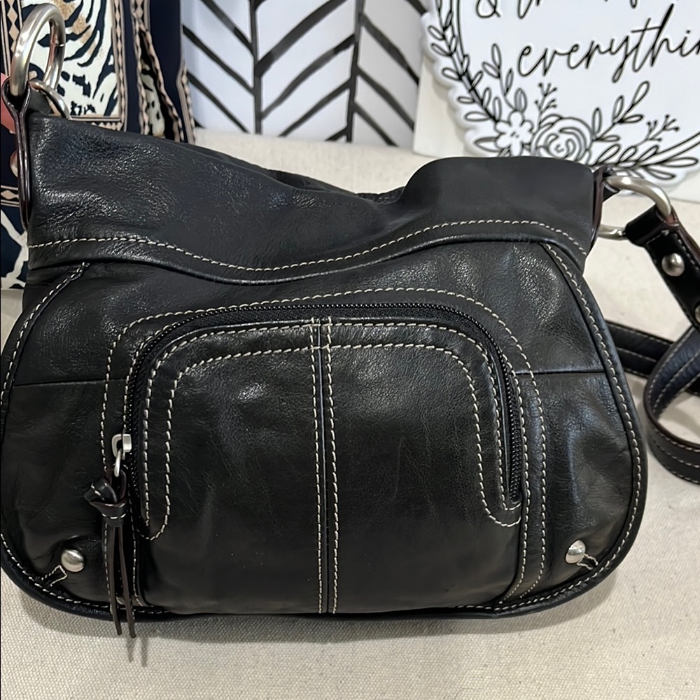 Clarks Black Leather Crossbody Bag - Picture 2 of 16
